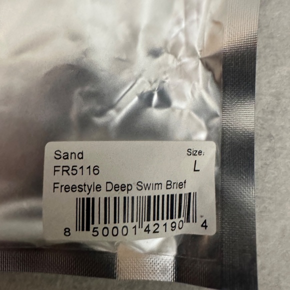 Todd Sanfield Sand Freestyle Deep Swimsuit Large New with tags 80% nylon - Picture 5 of 6